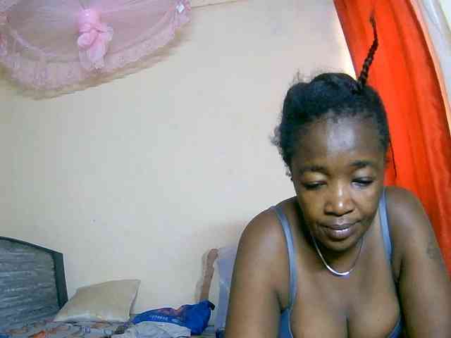 Lovely_jugs1 webcam