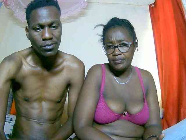 Lovely_jugs1 webcam