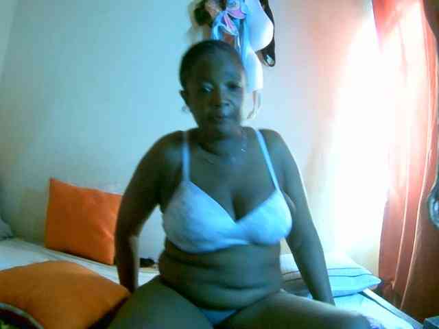 Lovely_jugs1 webcam