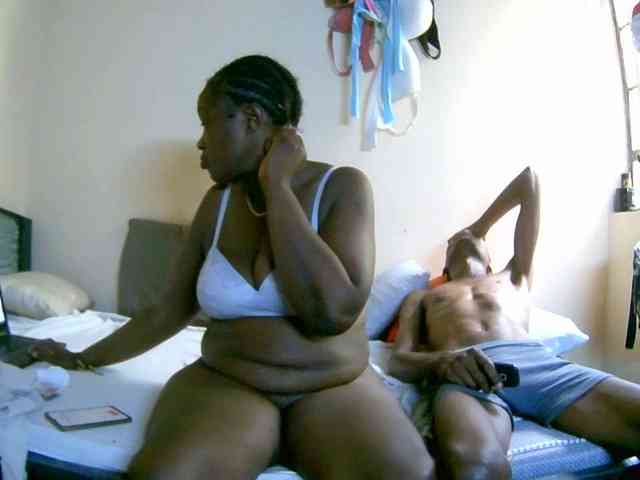 Lovely_jugs1 webcam