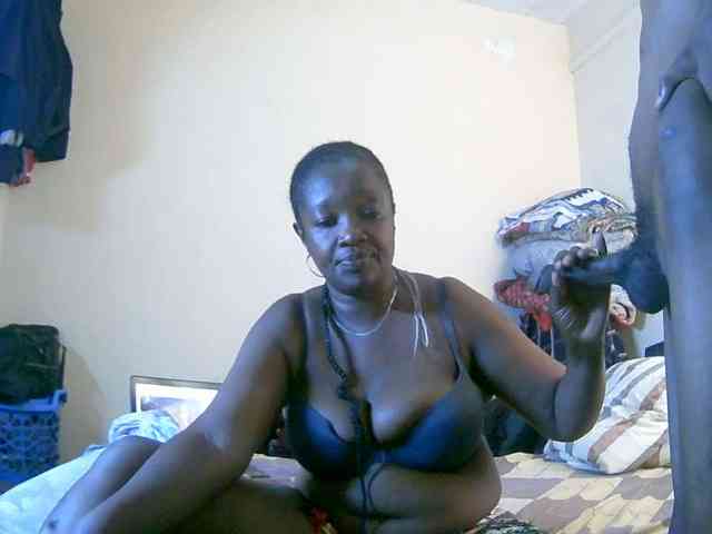 Lovely_jugs1 webcam