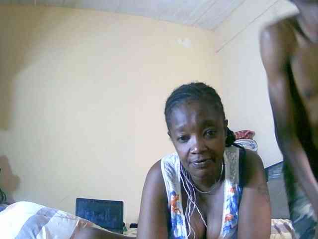 Lovely_jugs1 webcam