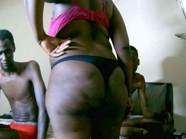 Lovely_jugs1 webcam