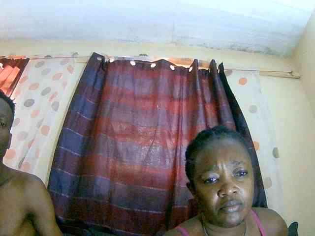 Lovely_jugs1 webcam