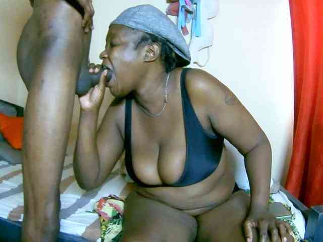 Lovely_jugs1 webcam