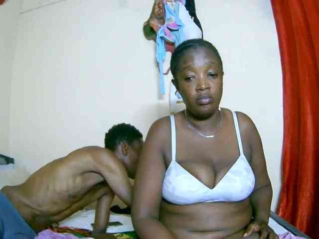 Lovely_jugs1 webcam