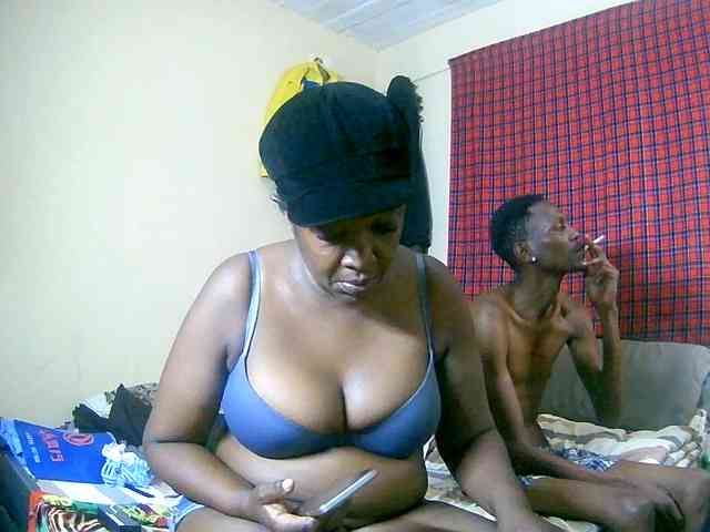 Lovely_jugs1 webcam