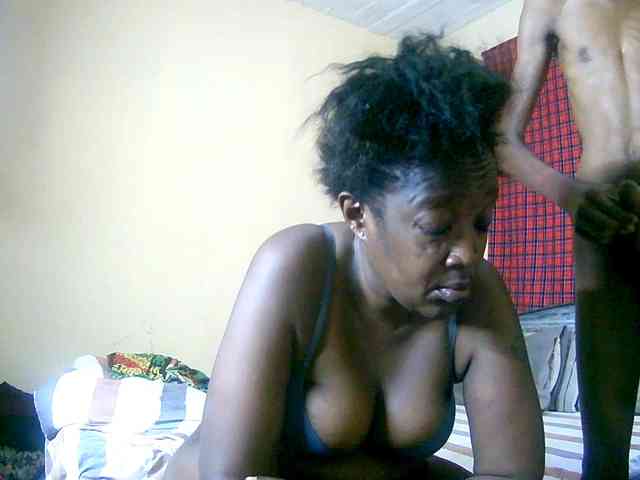 Lovely_jugs1 webcam