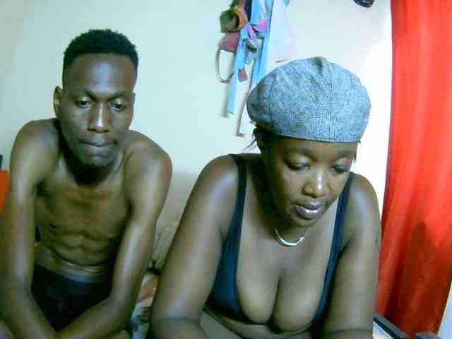 Lovely_jugs1 webcam