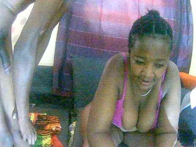 Lovely_jugs1 webcam