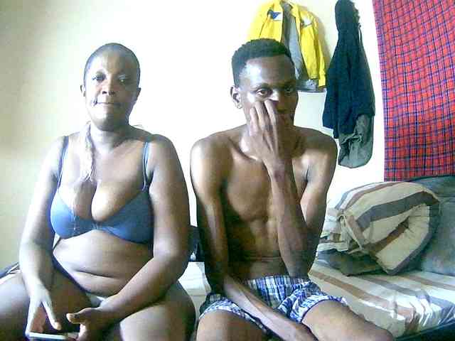 Lovely_jugs1 webcam