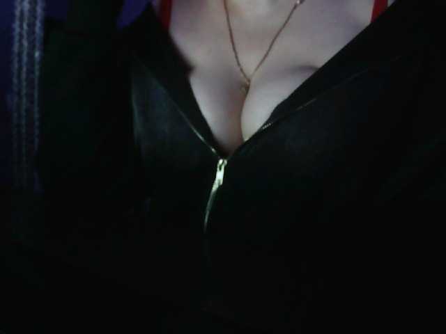 Ang---a live cam on BongaCams