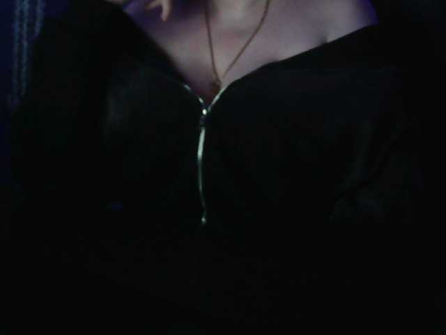 Ang---a live cam on BongaCams