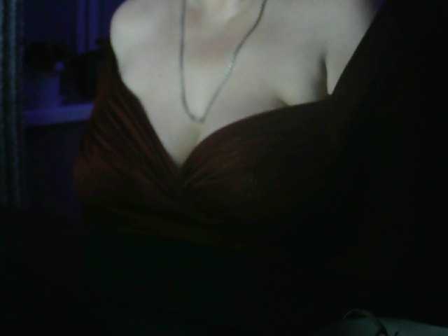 Angelina-- live cam on BongaCams