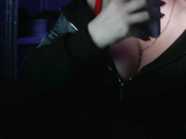 Ang---a live cam on BongaCams