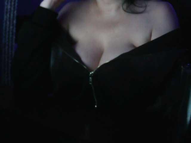 Ang---a live cam preview