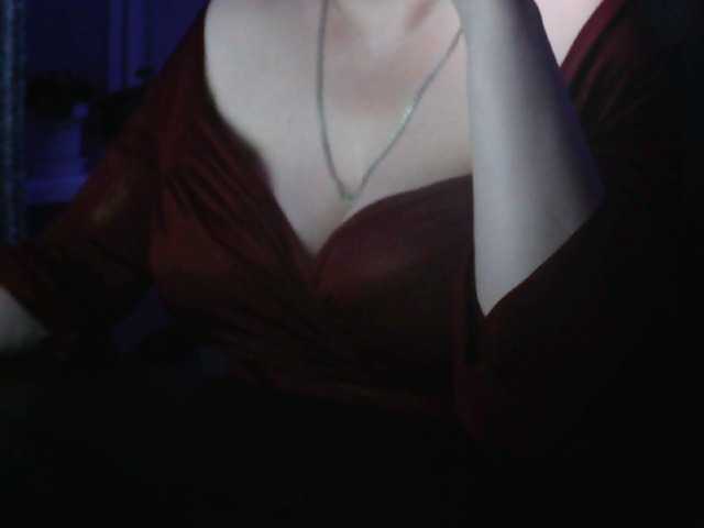 Angelina-- live cam on BongaCams