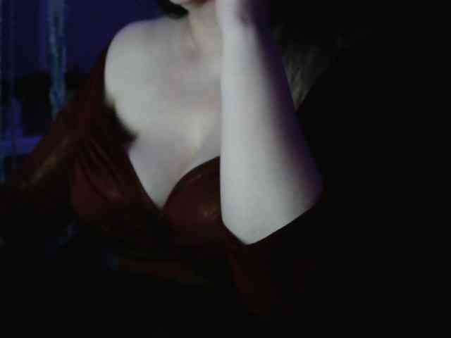 Angelina-- Live Webcam on BongaCams
