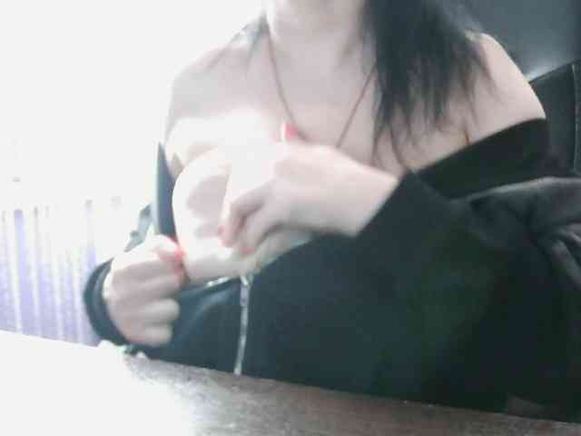 Angelina-- webcam