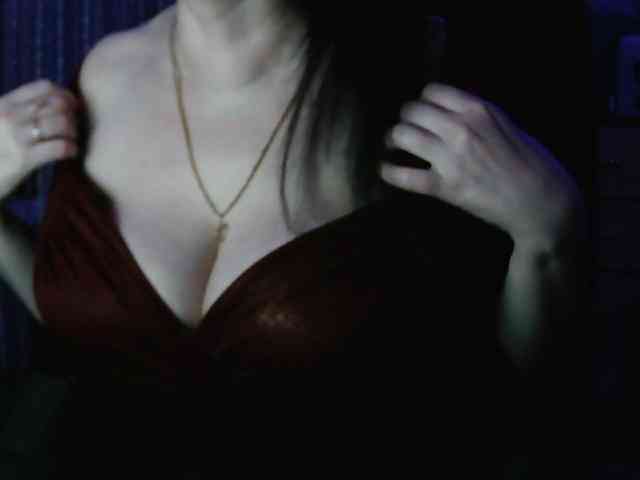 Angelina-- webcam
