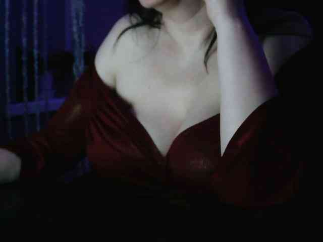 Angelina-- Live Webcam on BongaCams