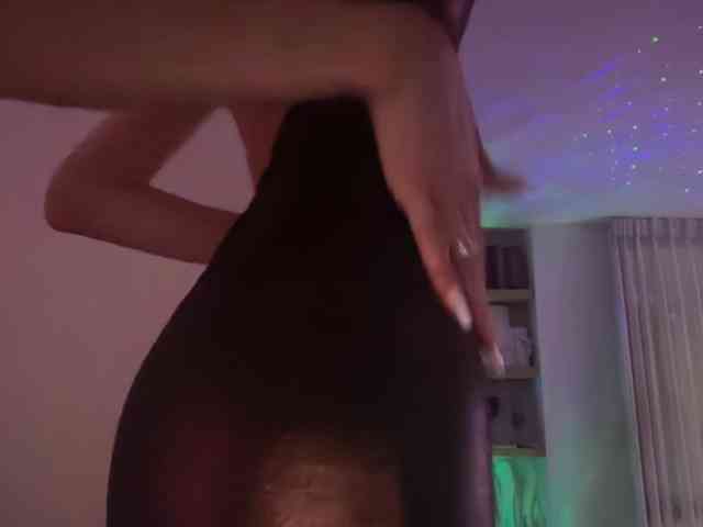 XMissVictoriaX webcam