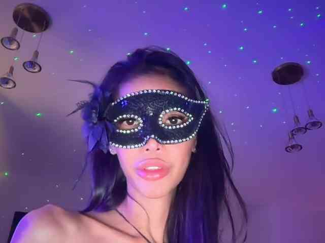 XMissVictoriaX webcam