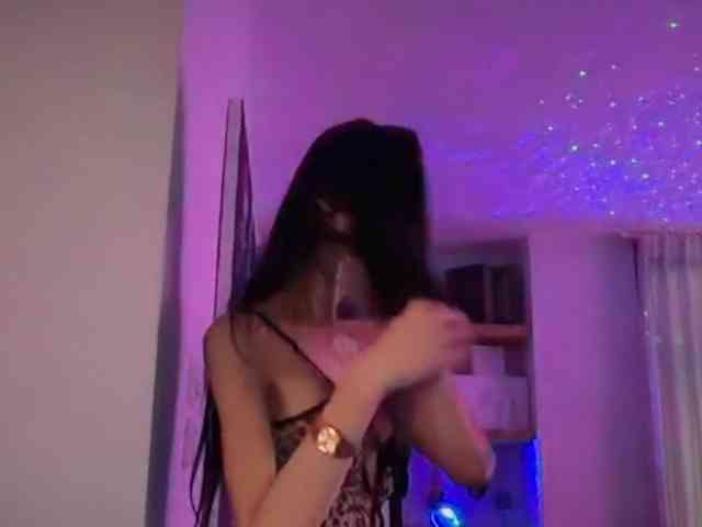 XMissVictoriaX webcam