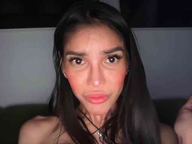 XMissVictoriaX webcam