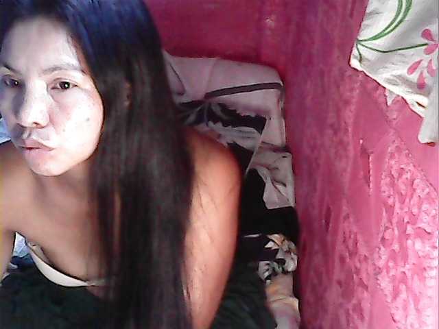 sweetiebabe23's BongaCams show and profile