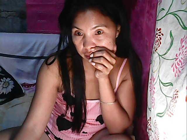 sweetiebabe23's BongaCams show and profile