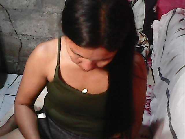 sweetiebabe23's BongaCams show and profile