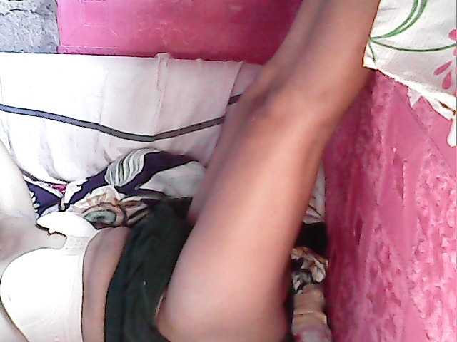 sweetiebabe23's BongaCams show and profile