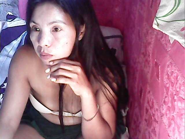 sweetiebabe23's BongaCams show and profile