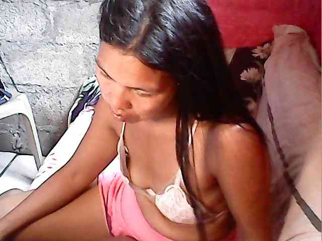 sweetiebabe23 webcam