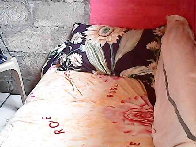 sweetiebabe23 webcam