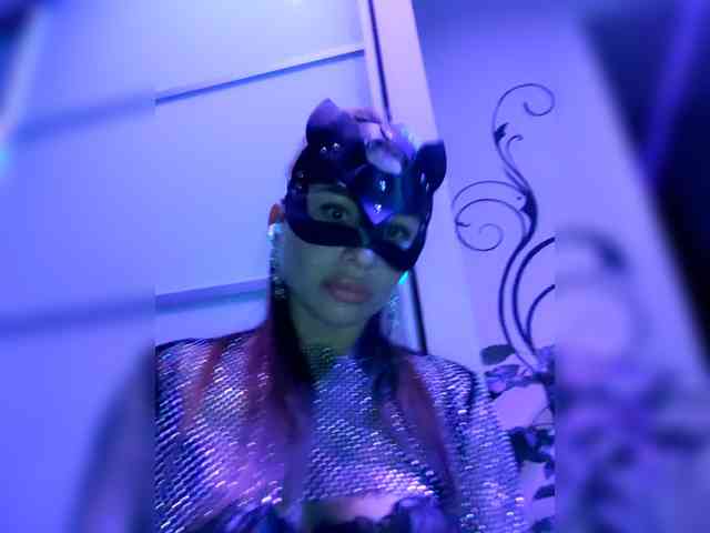Midnight-Sun1 Live Webcam on BongaCams