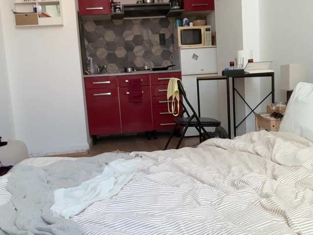 livslifee live cam on BongaCams