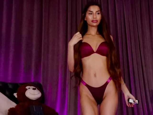 ZariaaVera live cam on BongaCams