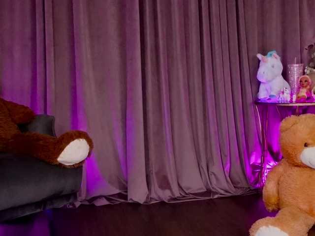 ZariaaVera live cam on BongaCams
