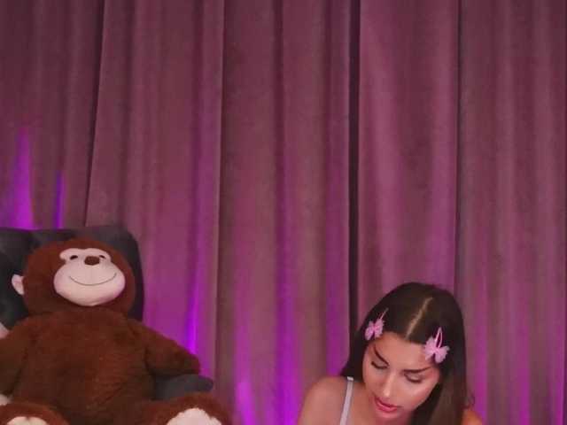 ZariaaVera live cam on BongaCams