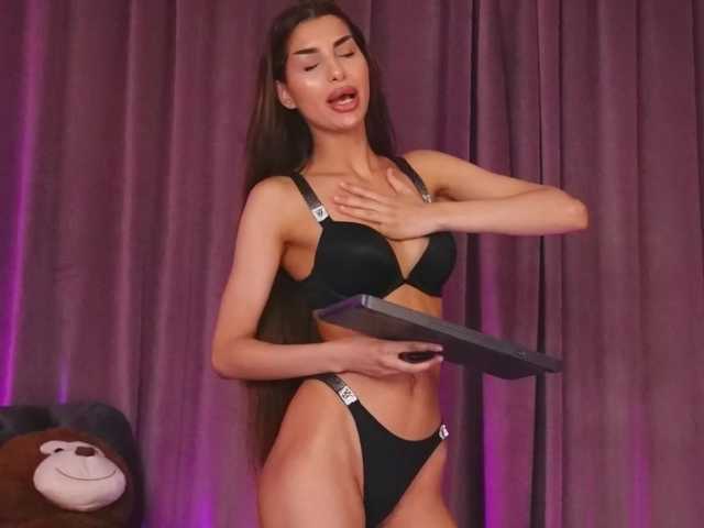 ZariaaVera live cam on BongaCams