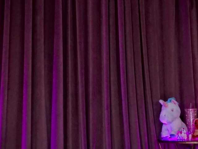 ZariaaVera live cam on BongaCams