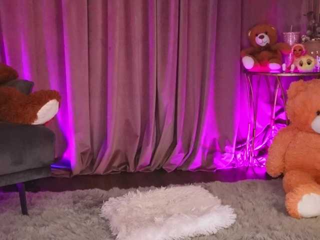 ZariaaVera live cam on BongaCams