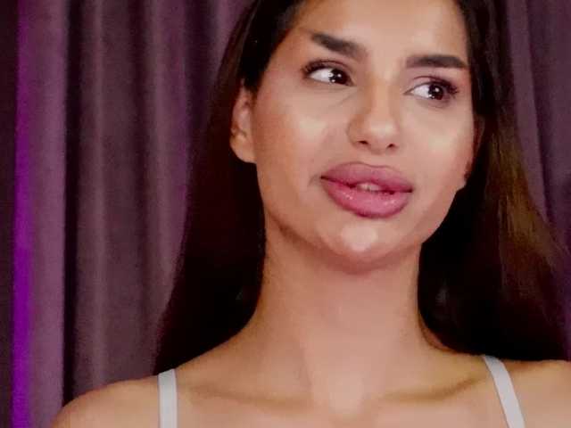 ZariaaVera live cam on BongaCams