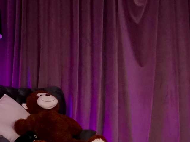 ZariaaVera live cam on BongaCams