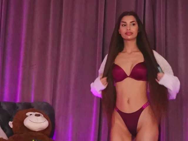 ZariaaVera live cam on BongaCams