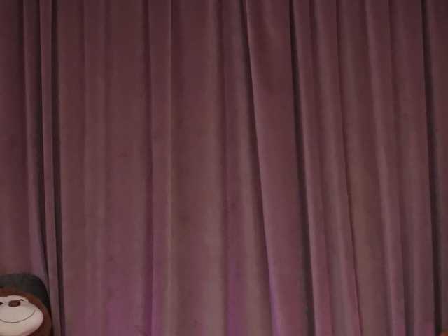 ZariaaVera's BongaCams show and profile