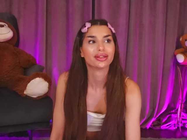 ZariaaVera live cam on BongaCams