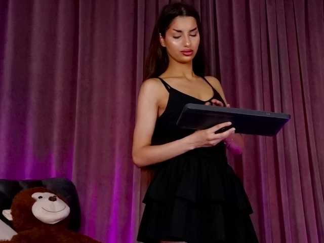 ZariaaVera live cam on BongaCams